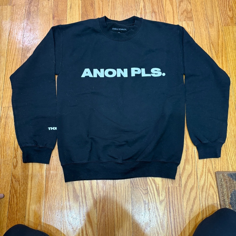 DeuxMoi Anon Pls Sweatshirt